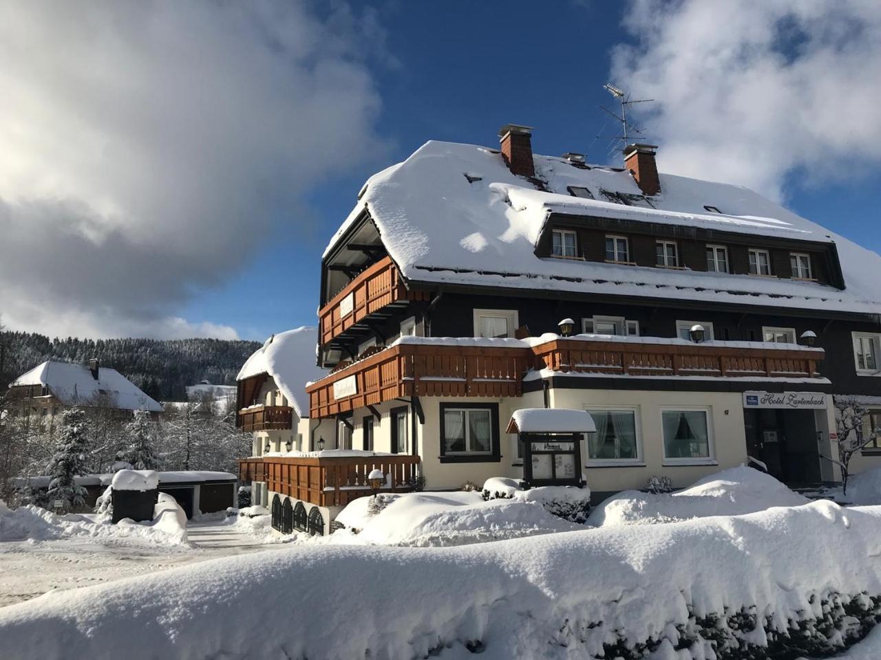 Hotel Zartenbach Hinterzarten Exteriör bild